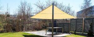 Segeltuch Dreieck Sonnenschutz im Garten sonnensegel123 ch Segeltuch Dreieck Sonnenschutz im Garten sonnensegel123 ch